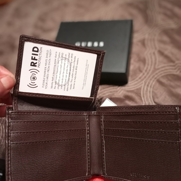 Guess men wallet - Picture 5 of 6